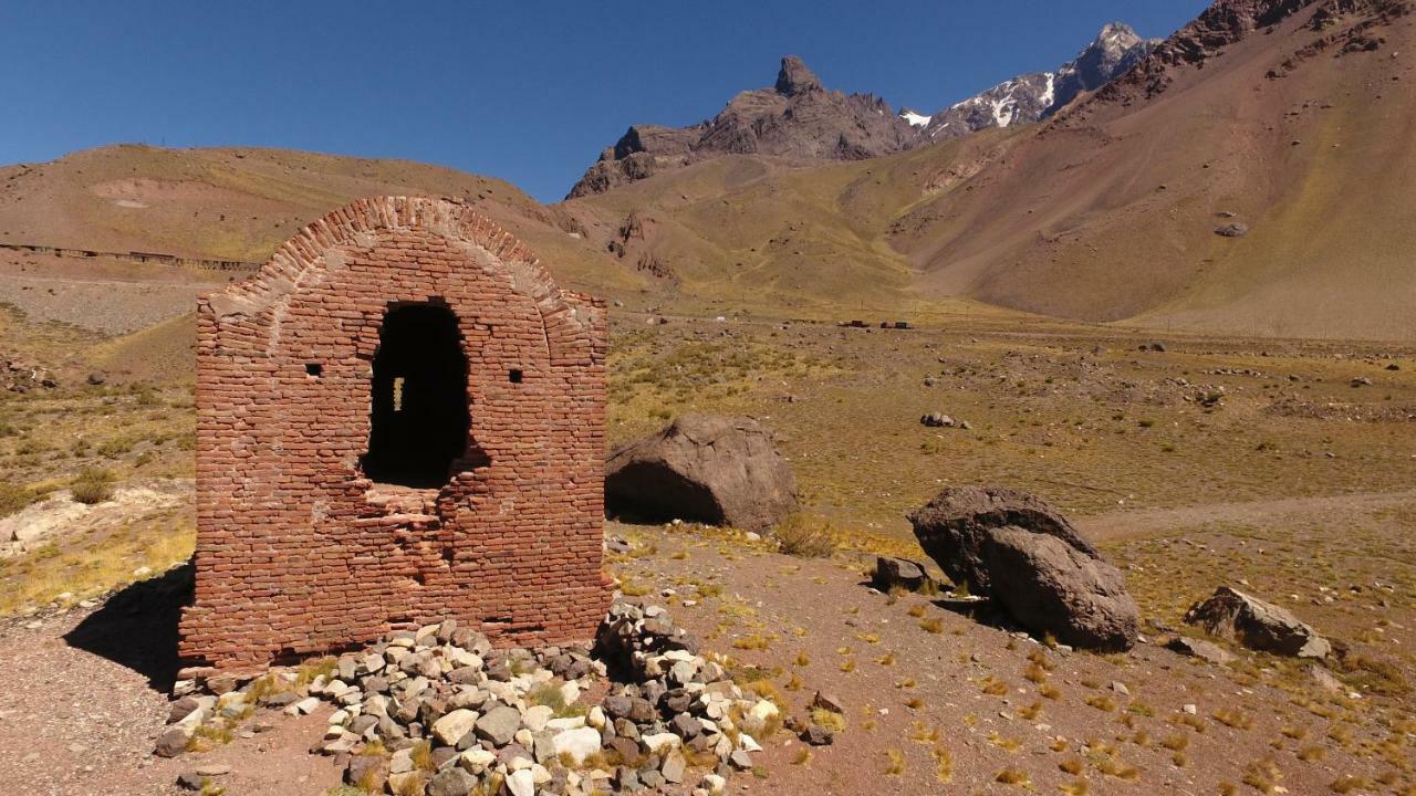 Hospedaje Lenas Del Tolosa Las Cuevas  Exteriör bild